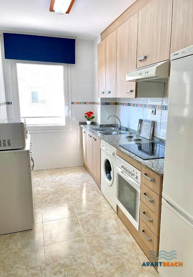 Apartbeach Nova Pineda Con Parking Y Clima La Pineda 0*,